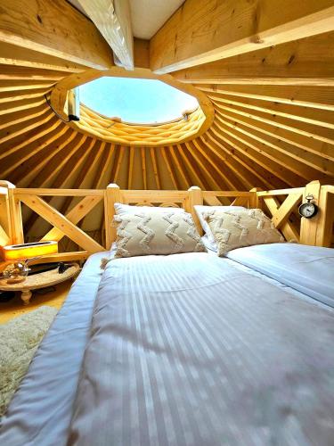 Jurta na Wypasie - luksusowy namiot z widokiem na góry - Jacuzzi, Sauna, Split AC, Private, Star View, Zakopane (zdjęcie 2)