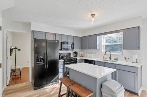 Gahanna Dreaming - 5Br 2 Ba INTEL in Strawberry Farms