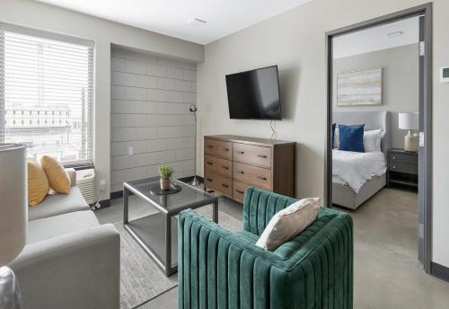 Tower on Tenth Apartments by Barsala in Birmingham, USA