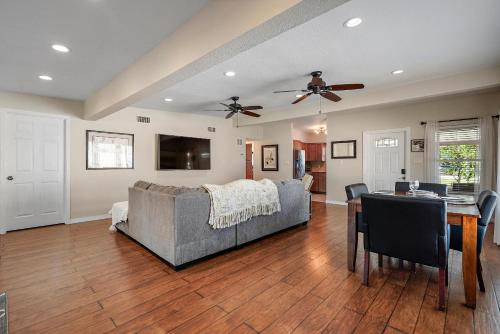 10549 St Petersburg in Redington Shores, USA