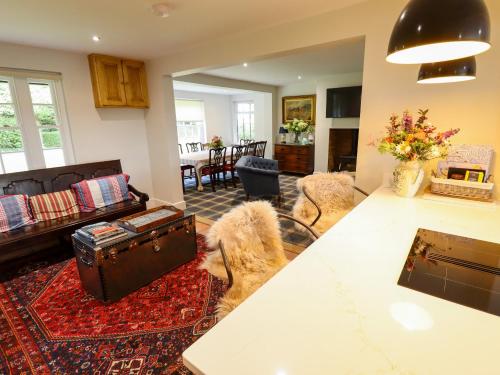 Moon Field Lodge Moon Field Lodge