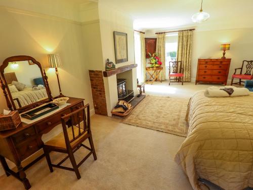 Moon Field Lodge Moon Field Lodge