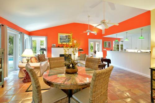 Key West Private Pool Garden Villa - 2 Blocks from Beach in Key West, USA