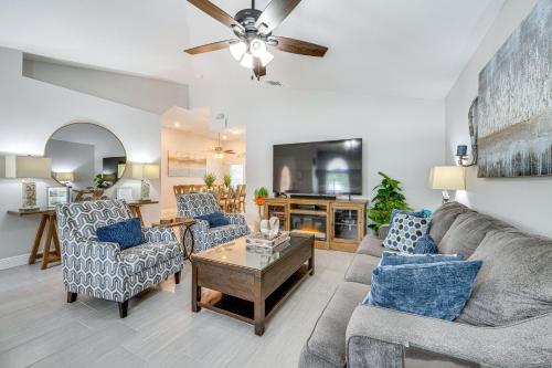 5 Mi to Disney World Spacious Kissimmee Home!
