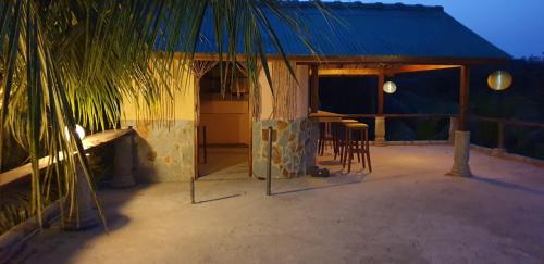 Restorāns, Uzoma's Lodge in Dixcove