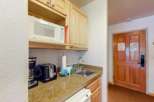 Studio Condo At Gateway Lodge In Keystone in Keystone, USA