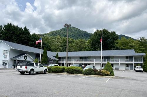 Four Seasons Inn