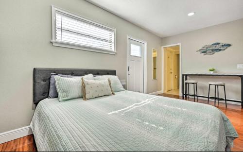 Cozy Tampa Studio, 8 Mi To Downtown! in Tampa, USA