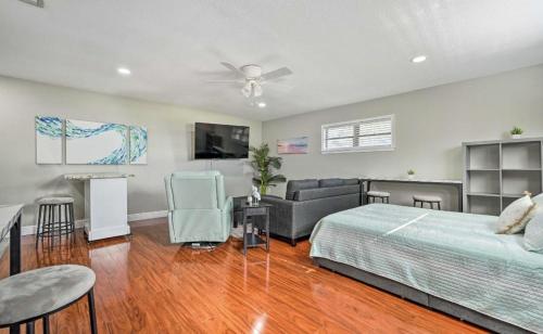 Cozy Tampa Studio, 8 Mi To Downtown! in Tampa, USA