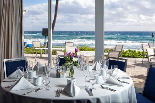 Delray Sands Resort - 레스토랑