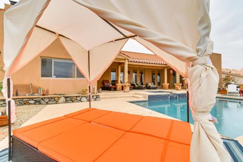 Lavish Lake House Retreat with Private PoolSpa and BBQ - image 6