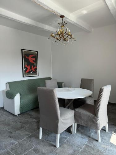 Sormano Apartments - THE V Collection, Sormano