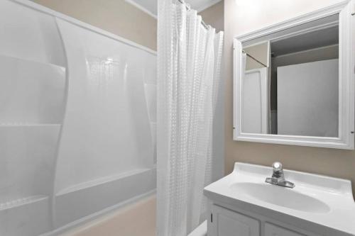 Palms at Indian Shores in Seminole, USA