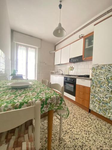One-Bedroom Apartment image 10