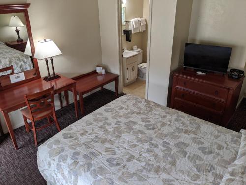 1 queen bed