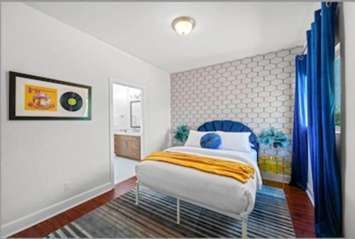 Elegant Beverly Hills Estate Sleeps 12