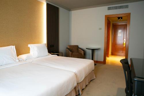Hotel Sercotel Ciudad de Oviedo - image 3