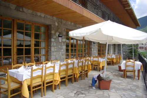 Étterem, Hostal La Cabanya in Vilallonga De Ter