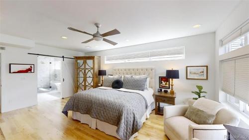 Luxurious, Modern Townhome 5 minute Walk from Cherry Creek North in Cherry Creek