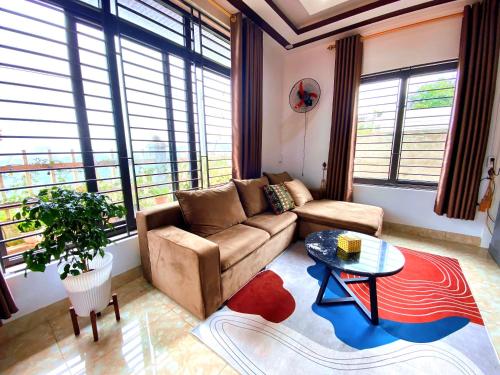 Family Room with Mountain View image 7