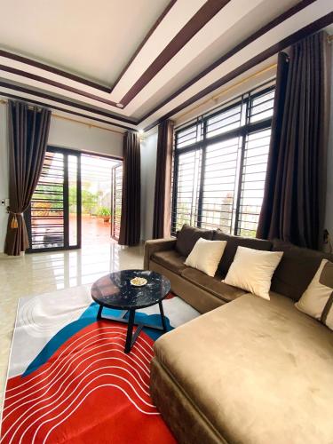 Three-Bedroom Apartment image 7