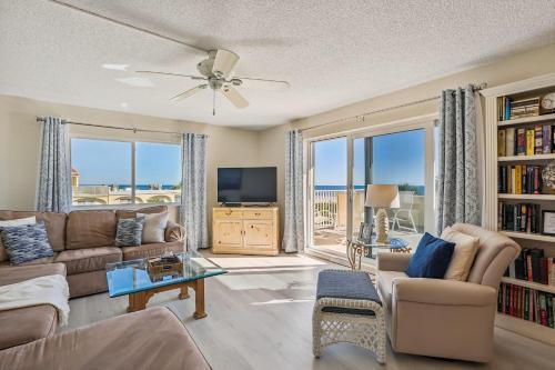 Beachfront Luxury 3BR Condo Amazing View in Coquina Gables, USA