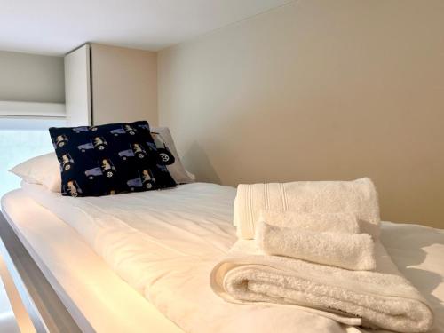 Two-Bedroom Apartment image 3