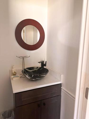 Charming 3-Bedroom Home with Serene Nature Views Charming 3-Bedroom Home with Serene Nature Views