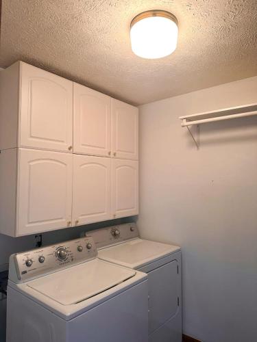 Charming 3-Bedroom Home with Serene Nature Views Charming 3-Bedroom Home with Serene Nature Views