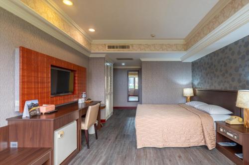 room detail thumbnail 1