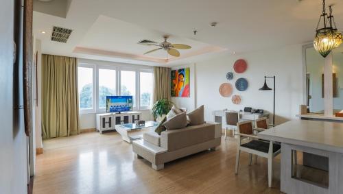 The Camakila Suite  image 1