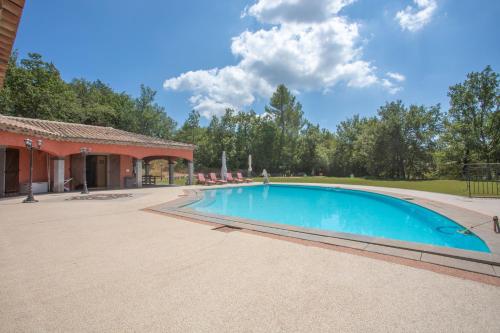 Villa with Garden View