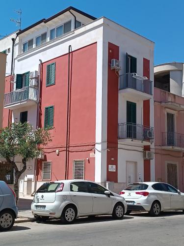 Flamingo Rooms 1