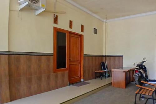 RedDoorz @ Dien Homestay Syariah Alun-alun Pasuruan - 편의 시설/서비스