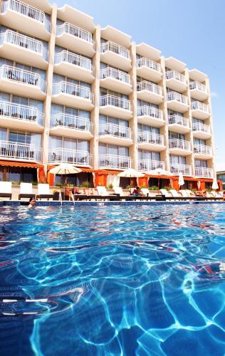 Ocean Club Hotel - 출입구