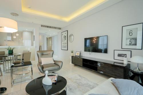 Luxe 2BR Haven with Spectacular Burj Khalifa & Dubai Frame Views By ĀYA Boutique, Dubaï (photo 6)