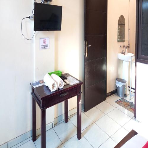 Standard Double Room image 7
