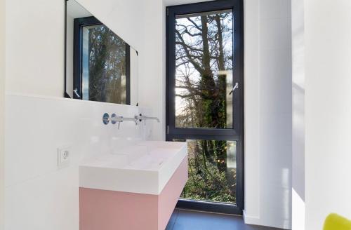 Luxurious Villa - 100 m from the Elbe beach Falkensteiner Ufer, Hamburk (fotografie 5)