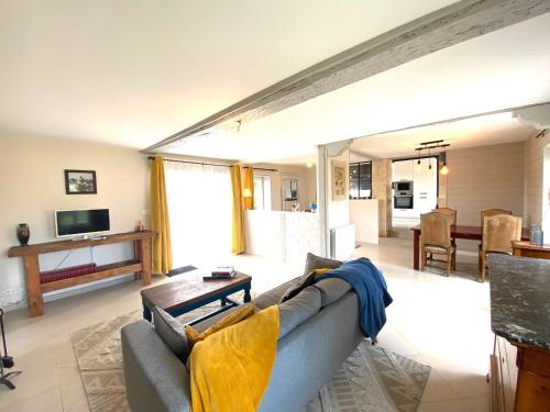 La Maison de Méguillaume - Proche Haras du Pin et Argentan - Calme (La Maison de Meguillaume - Proche Haras du Pin et Argentan - Calme) in Silly-en-Gouffern