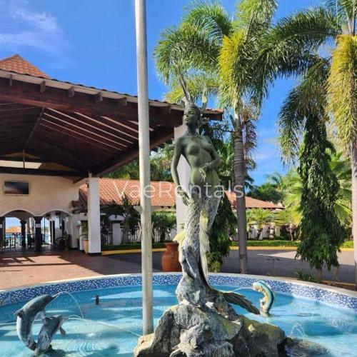 VaeTropicalParadise Free Puerto Seco Beach Access in Discovery Bay