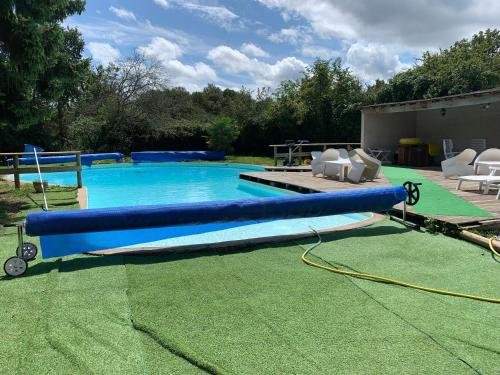 Le carrousel de la perchais gîte à louer Montreuil-en-Touraine