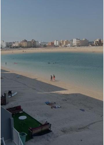 ชายหาด, شاليه عائلات فقط (شاليه عائلات فقط) in อัลคีราน