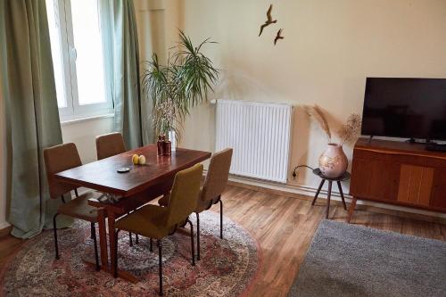 Guesthouse with 3 apartments, just outside Berlin, near to Tesla in Gosen-Neu Zittau