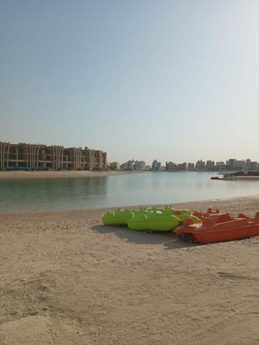 شاليه عائلات فقط (شاليه عائلات فقط) in อัลคีราน