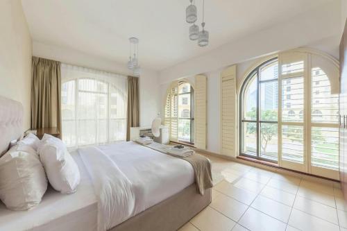 Spacious 2-bedroom Getaway In Jbr, Prime Location, Дубай (фото 2)
