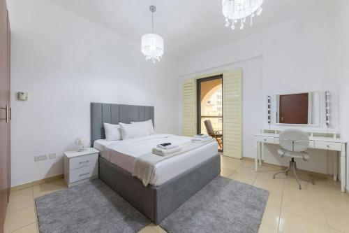 Spacious 2-bedroom Getaway In Jbr, Prime Location, Дубай (фото 3)