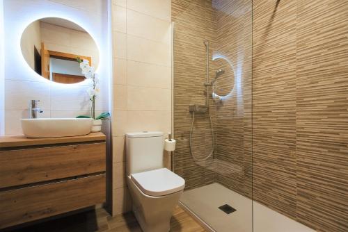 Hostly Orfila 3A-3B exclusive Penthouse-Center-Fibre-Parking Optional, Sevilla (Foto 9)