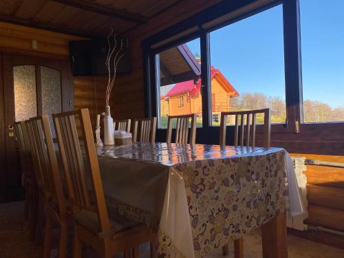 Садиба Апецька, Dubove (foto 6)