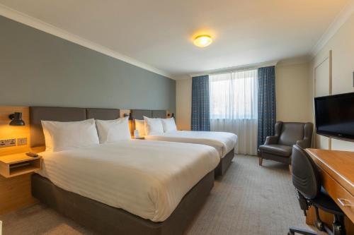 Holiday Inn Edinburgh Zoo an IHG Hotel - image 9