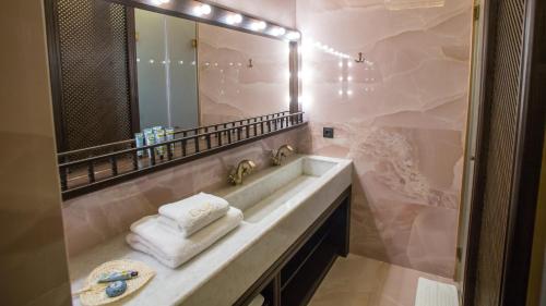 Suite image 3